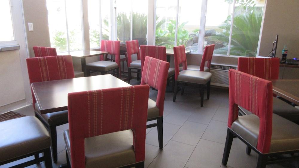Comfort Inn Modesto Bagian luar foto